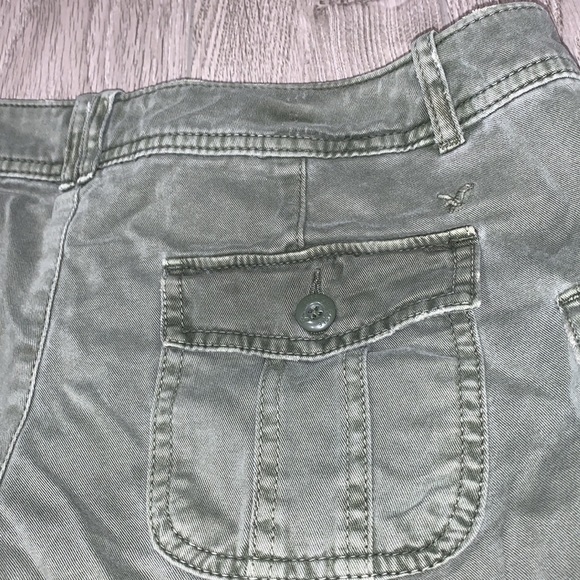 American Eagle Green Shorts Size 2 - Picture 5 of 5